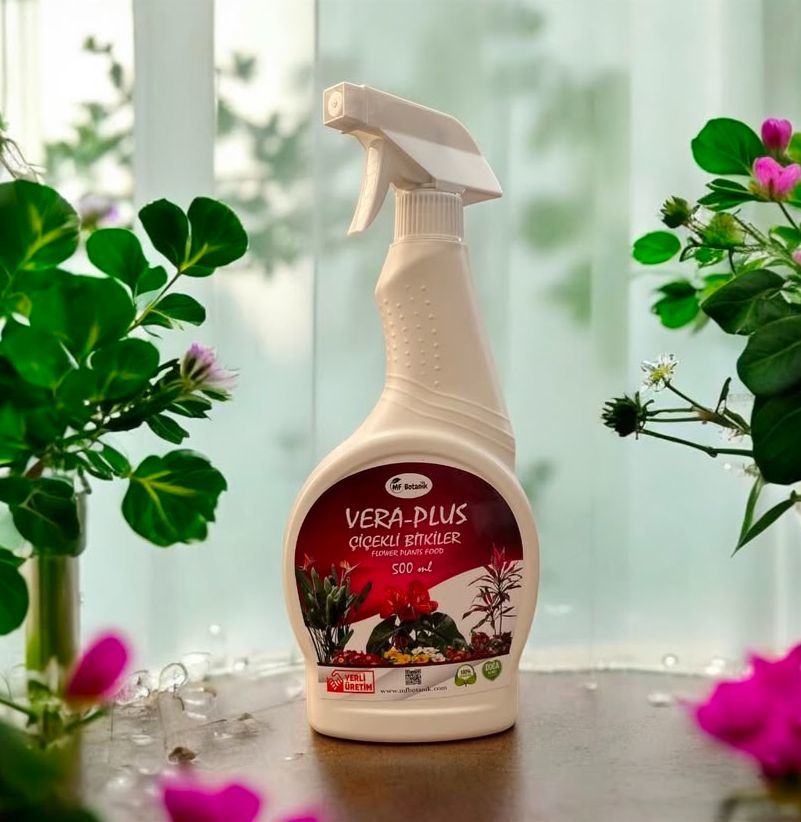 Vera-Plus Çiçekli Bitkiler İçin Özel Sprey Sıvı Bitki Besini 500 ML